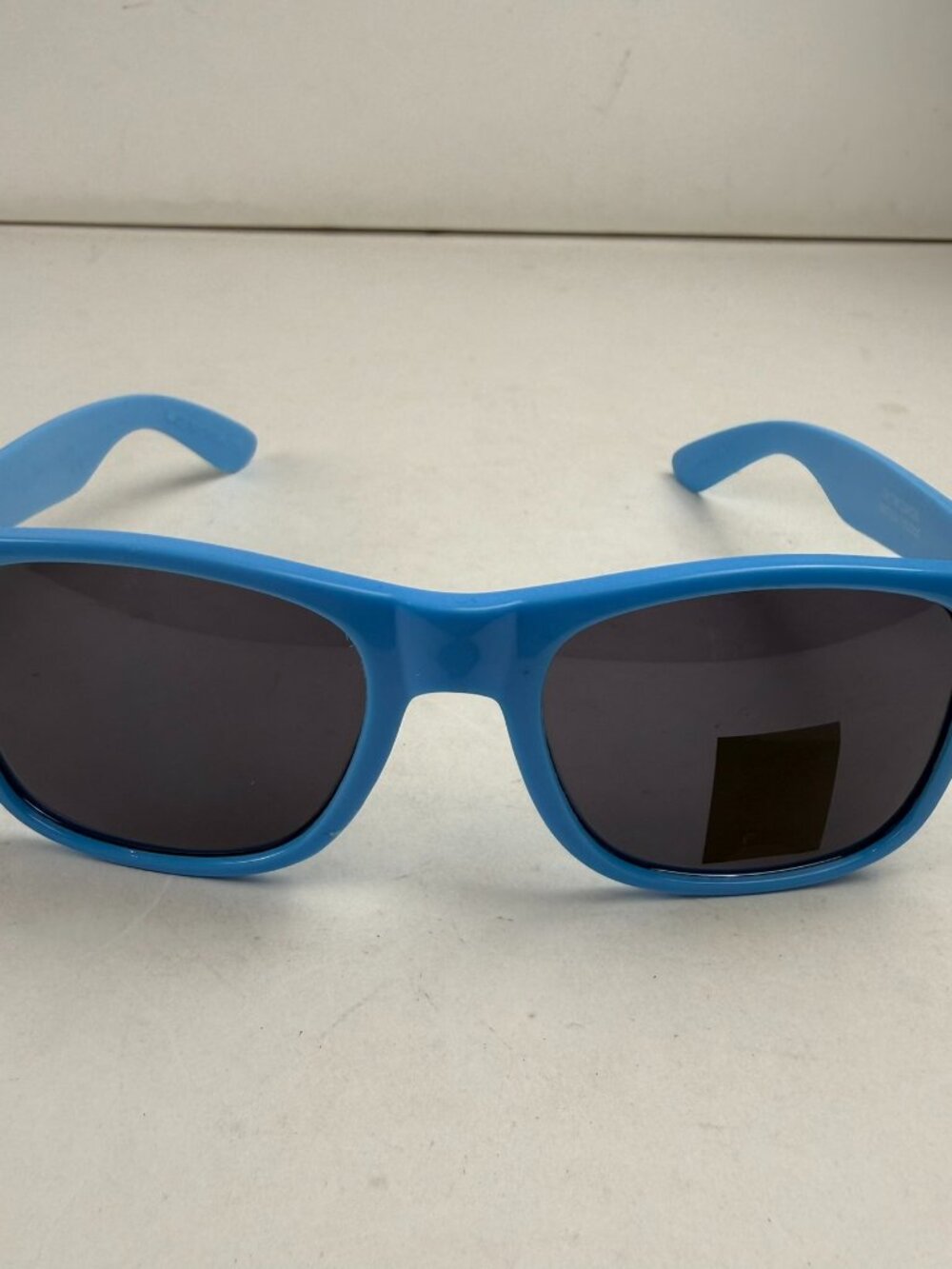 Silverfort Blue Sunglasses Retro Wayfarer Recycled Minor Scratches UV400